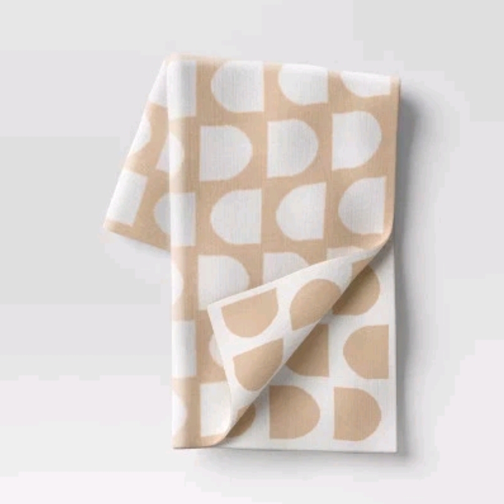 Threshold Reversible Knit Geo Cream and Tan Throw 50" x 60"